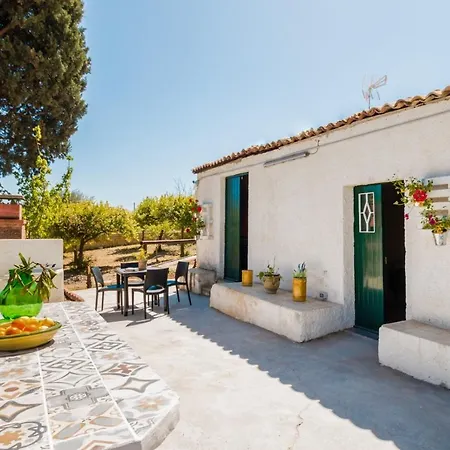 Rustico Tra I Limoni Tatil Evi *